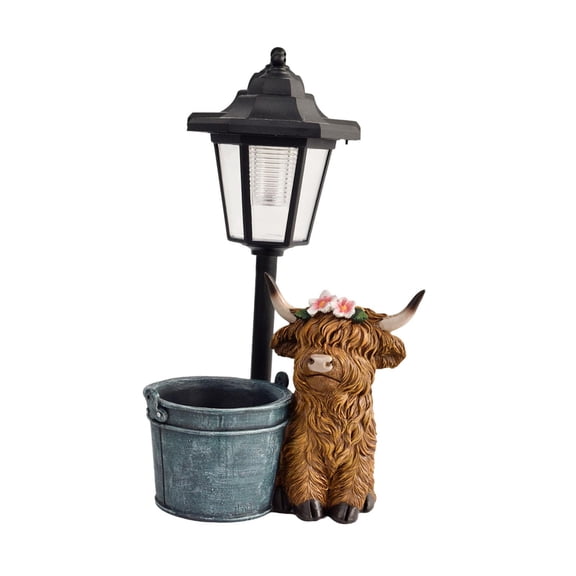 CarpNettore Highland Cow Statue Decor with Solar Lights Landscape Lamp Resin Figurine Modern Iron Bucket