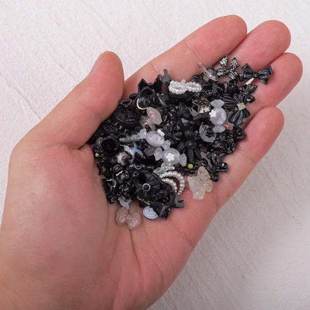 100 piezas de adornos para uñas acrílicas en 3D con diseño mixto, accesorios Kawaii, pajarita Aurora en blanco y negro, piezas de manicura con forma de corazón