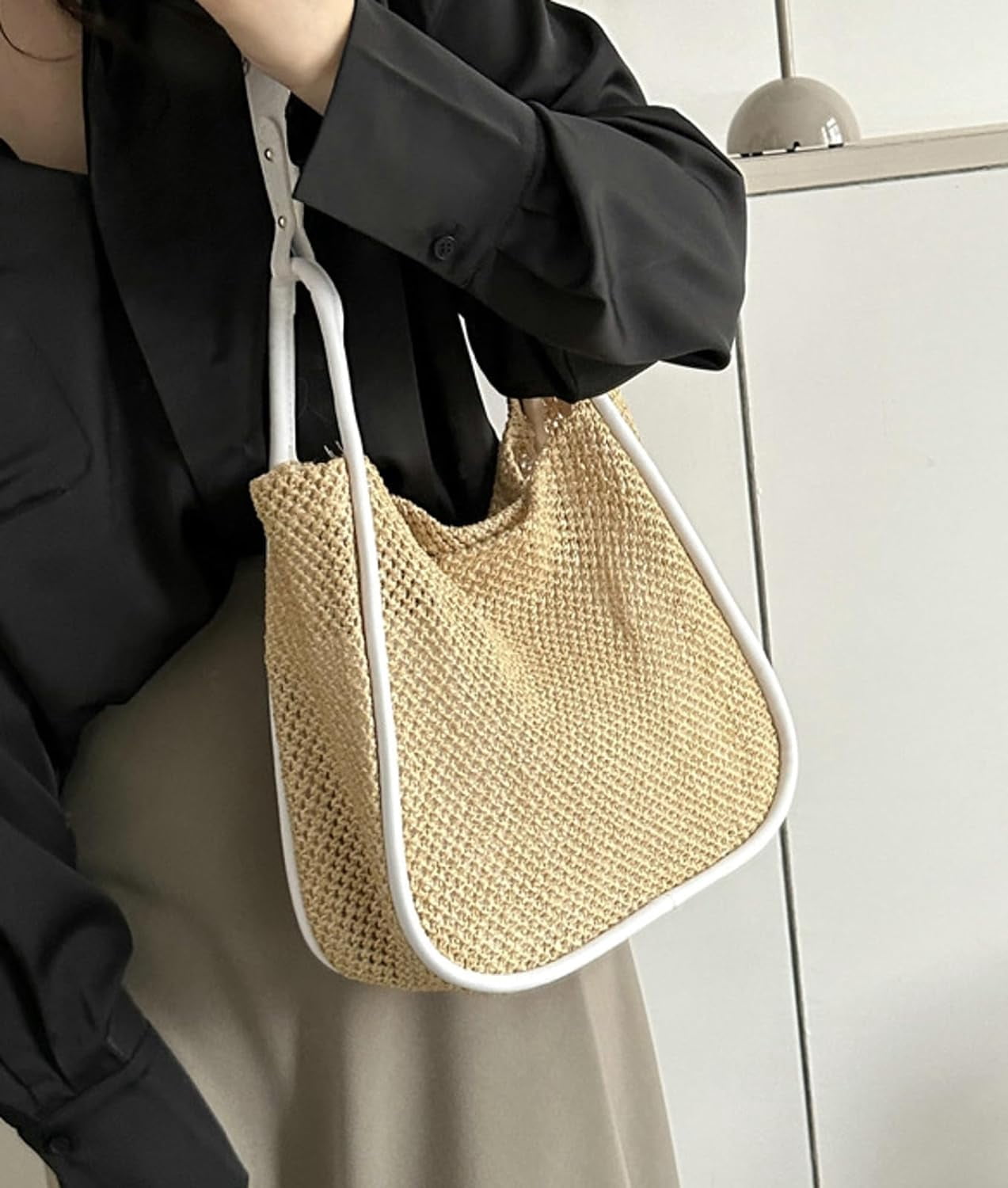 CoCoMangos Beach Bags for Women Crochet Woven Tote Bag Large Travel Shoulder Handbag Bag Beach Purse Mesh Hollow