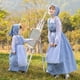 thumbnail image 4 of Fotografía pastoral de niña de granja con cuadros azules, traje para padres e hijos, 4 of 6