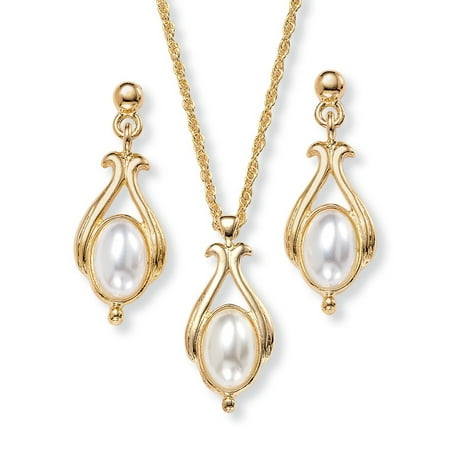 - Oval Pearl Drop Pendant Necklace and Earrings Set in Yellow Gold Tone