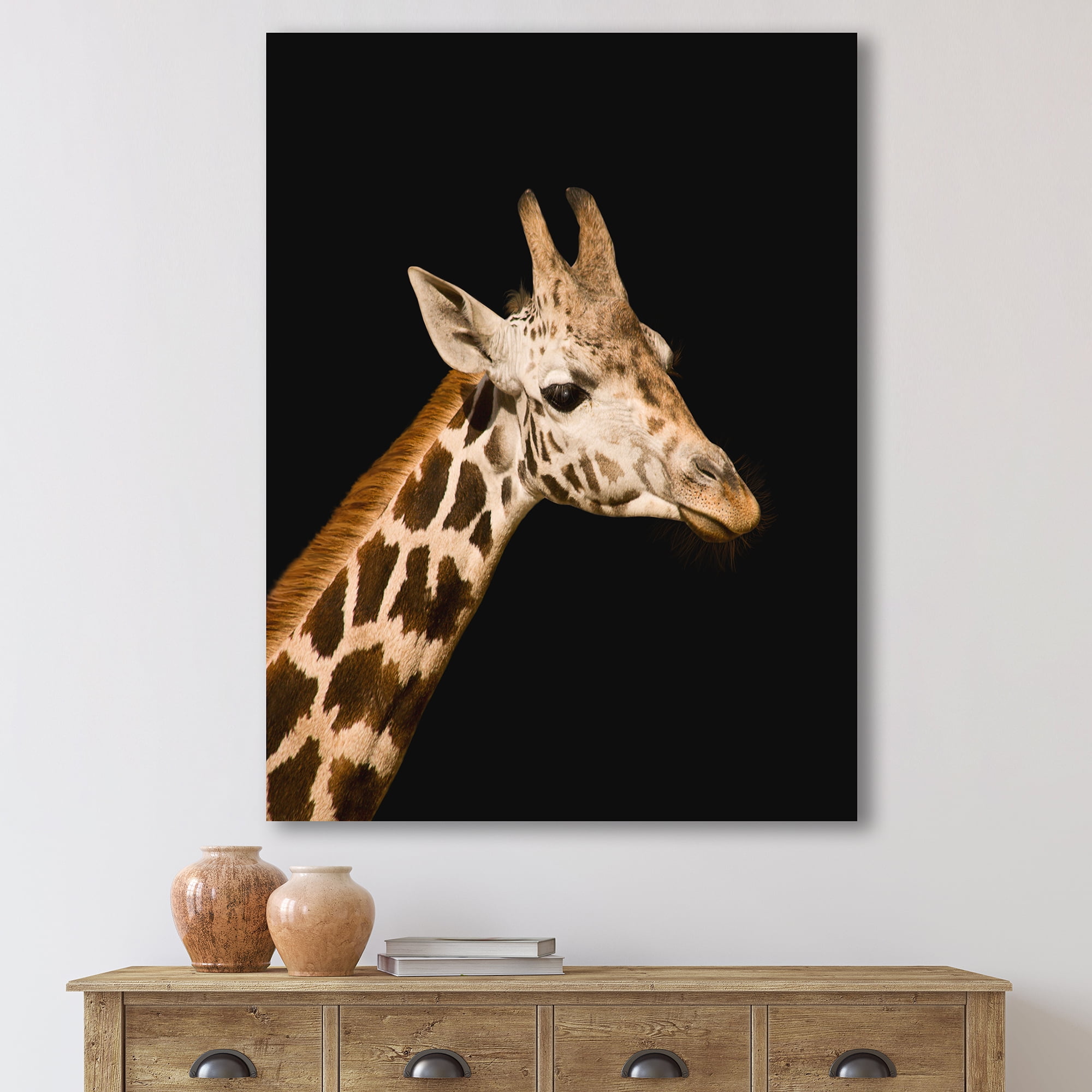 Designart ' Close Up Portrait Of A Giraffe On Black IV ' Farmhouse Canvas Wall Art Print