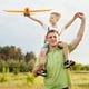 thumbnail image 2 of Paquete de 2 aviones voladores de juguete con lanzador, aviones planeadores de espuma con luz LED, para niños, 2 of 5