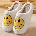 thumbnail image 1 of Pantoufles Pantoufles Visage Smiley Femmes Pantoufles Sourire Pantoufles Visage Heureux Rétro Visage Smiley Peluche Douce Confortable Chaude Pantoufles à Enfiler, 1 of 3