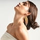 thumbnail image 3 of VANGANIA Aretes largos mujer de plumas doradas y cuero Elegant Gold regalo mujer, 3 of 5
