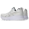 thumbnail image 4 of Zapatillas para correr ASICS Gel-Kayano 32 para mujer blanco/campeón, 4 of 9