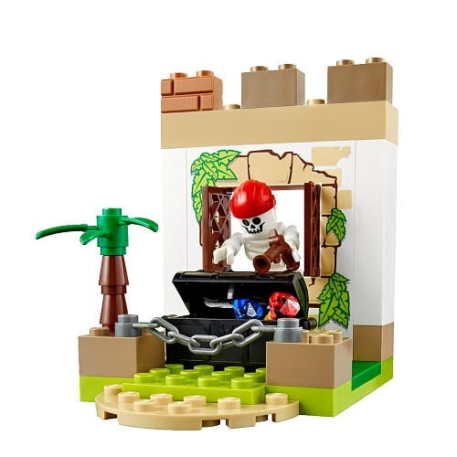 lego juniors pirate treasure hunt set