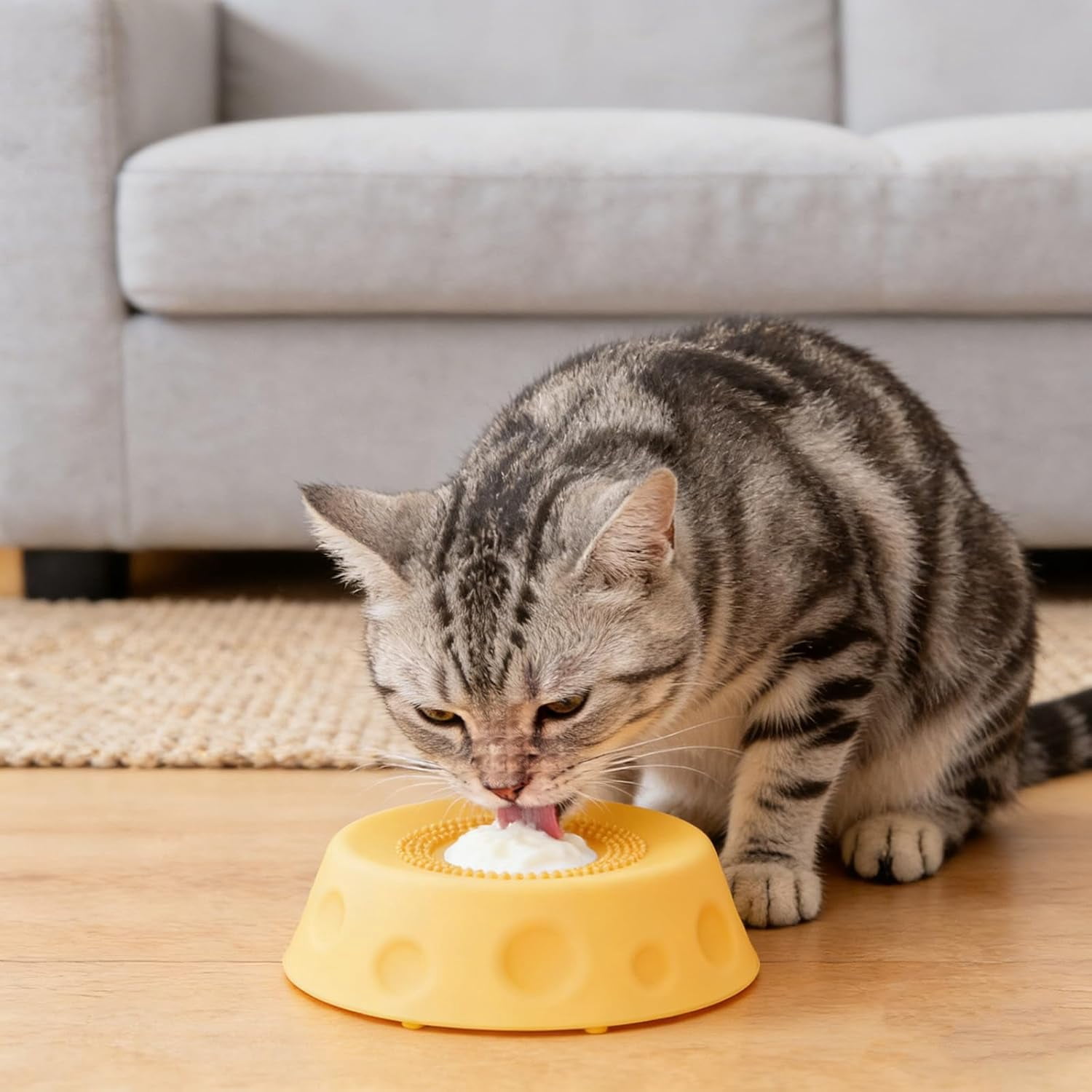 HZMSYQ Dog Lick Bowl with Ball,Dog Licking Bowl with Rolling Ball, Interactive Lick Bowl Anti-Slip Slow Feeder for Wet Food, Anti-Slip Bone Broth Dog Lick Bowl, Bone Broth Yogurt for Dogs and Cats