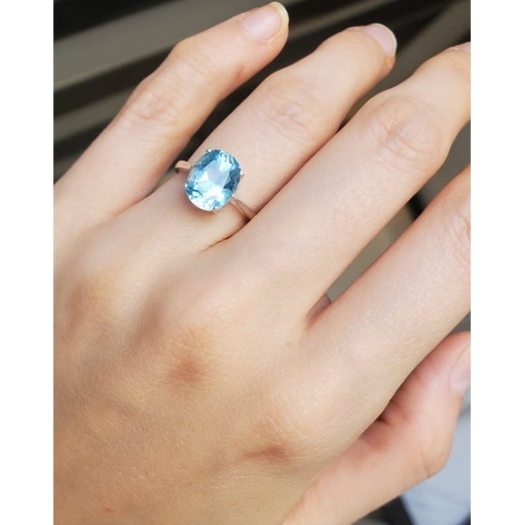 Dainty Aquamarine ring, brilliant cut round aquamarine ring set in sterling silver, dainty aquamarine stacking ring, aquamarine ring