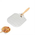 thumbnail image 1 of Pala para Pizza Perforada de 30 cm, de Aluminio y Metal, con de Madera para Hornear Pizzas y Panes., 1 of 7