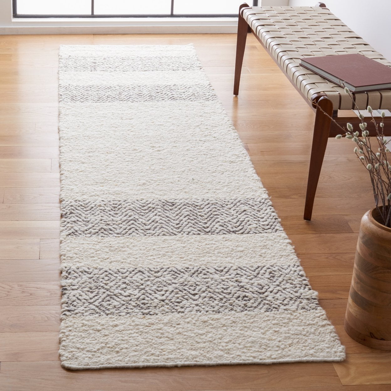 SAFAVIEH Natura Walter Diamond Area Rug, Ivory, 2' x 3'