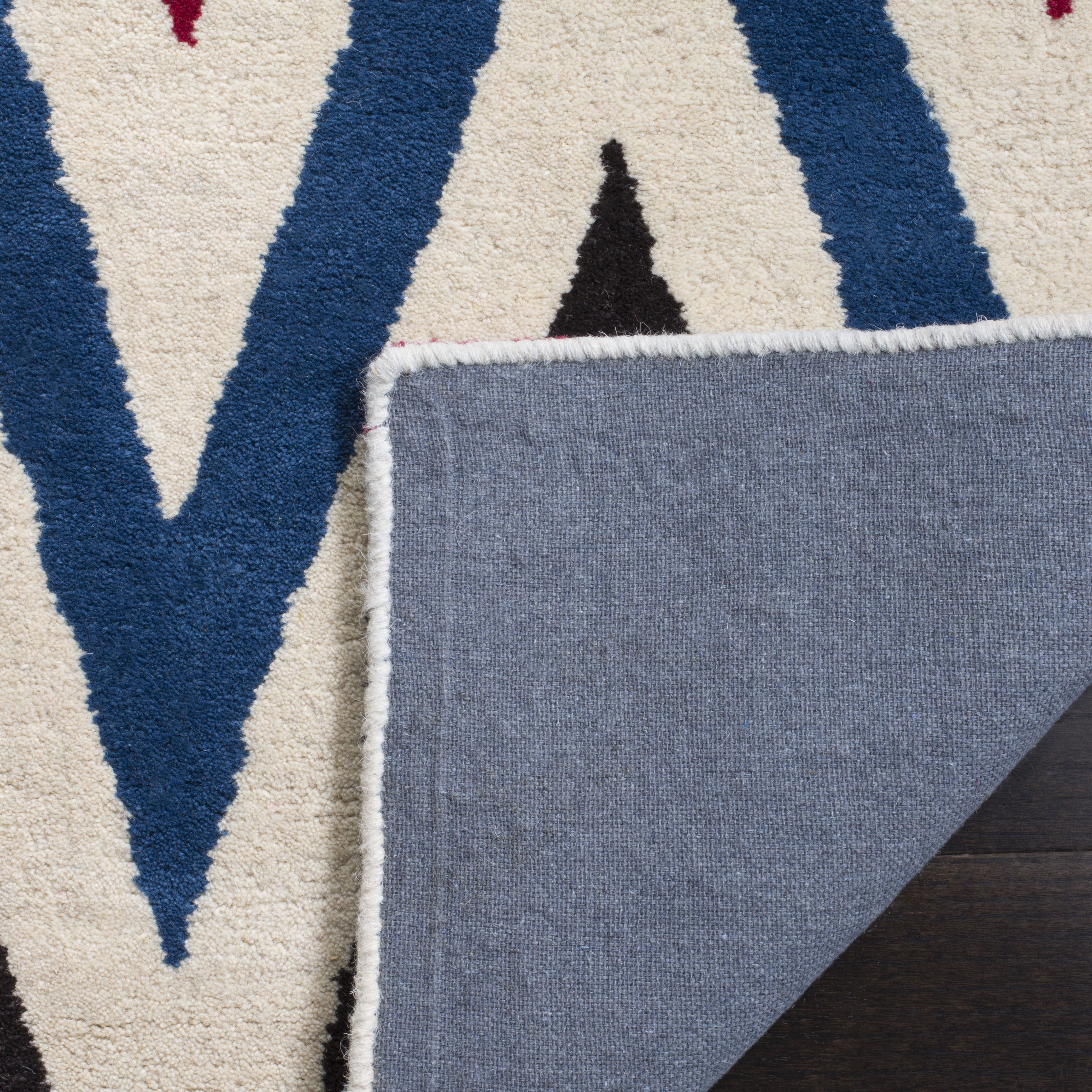 SAFAVIEH Chatham Jefferson Geometric Wool Area Rug, Ivory/Multi, 7' x 7' Round