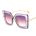 thumbnail image 1 of Gafas de sol de moda para mujer, gafas de sol con montura generosa, gafas planas de tendencia, 1 of 5