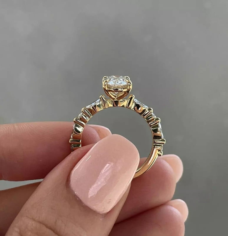 solitaire jewels 1.5CT Oval Moissanite Hidden Halo Engagement Ring For Women, 10K Yellow Gold