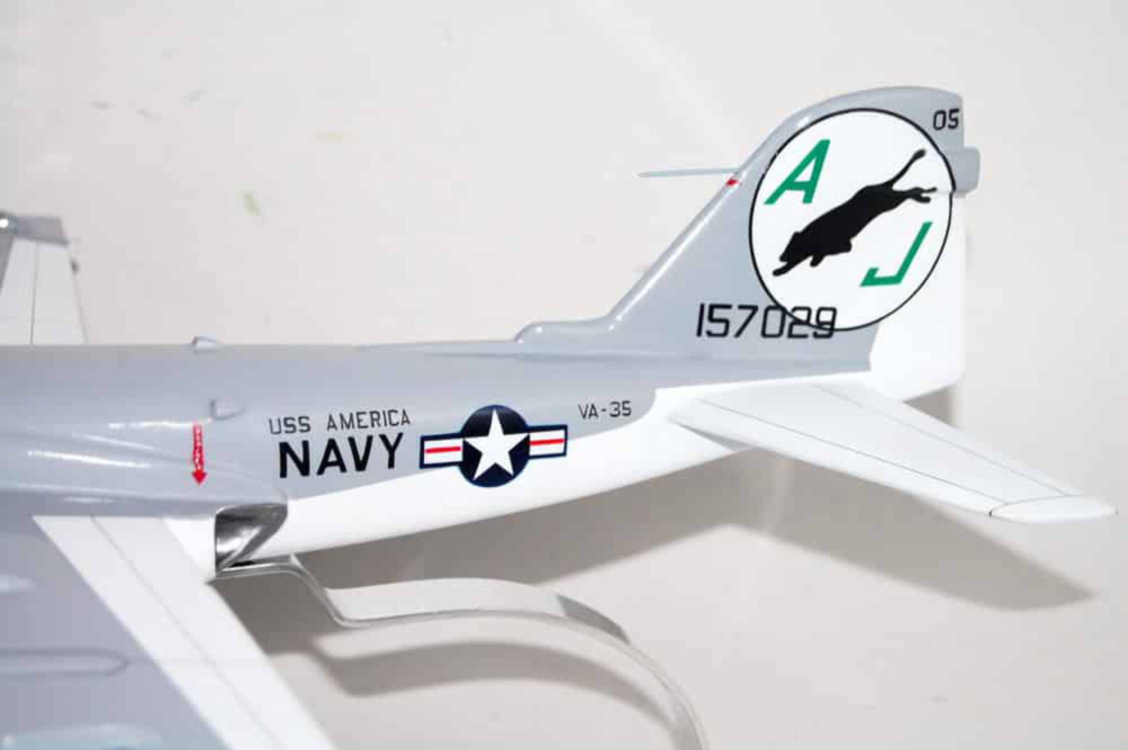 VA-35 Black Panthers A-6 (1972) Intruder Model, 1/36th Scale, Mahogany, Navy