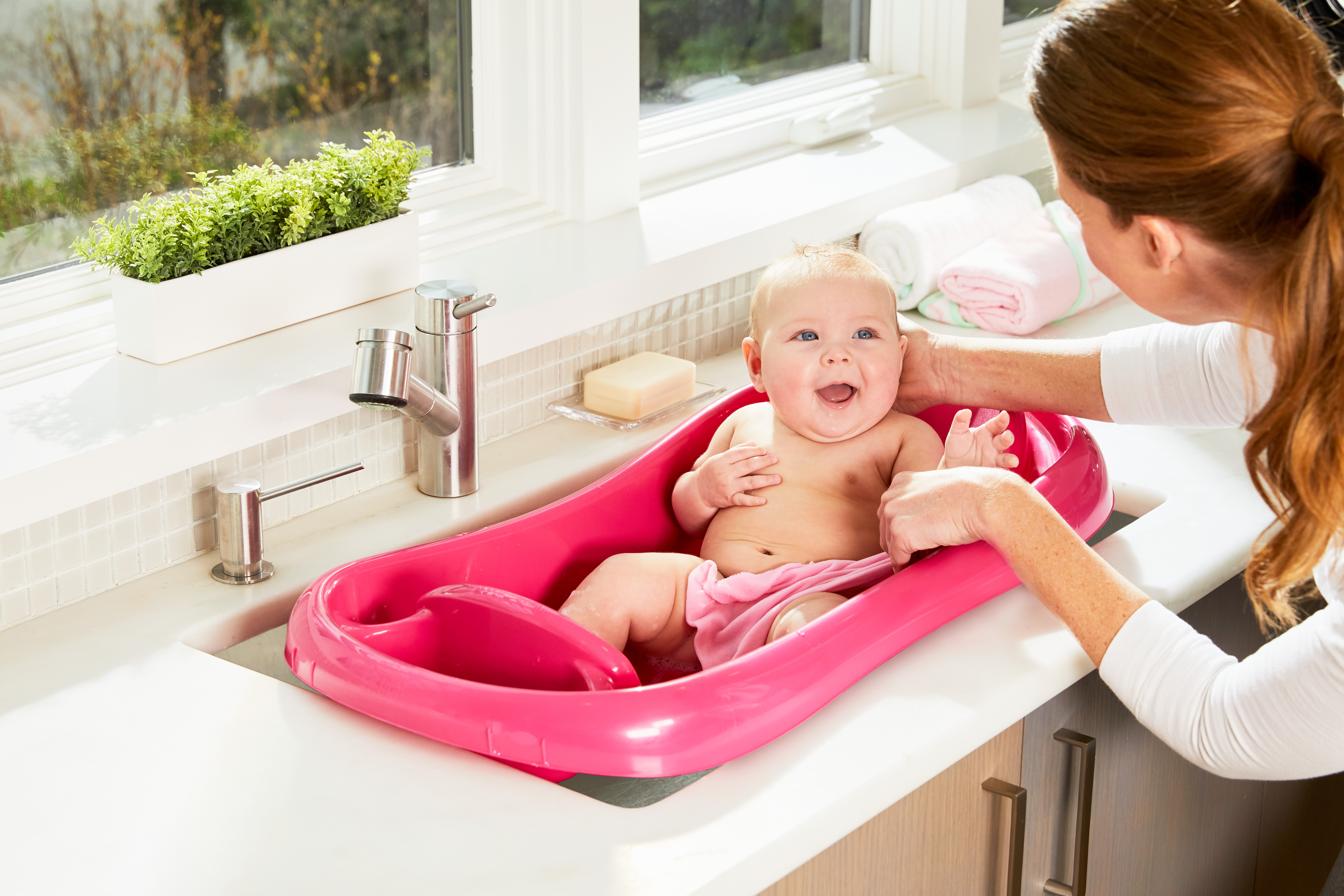 The First Years Y7135 Sure Comfort Deluxe Newborn To Toddler Tub Pink - image 5 of 7