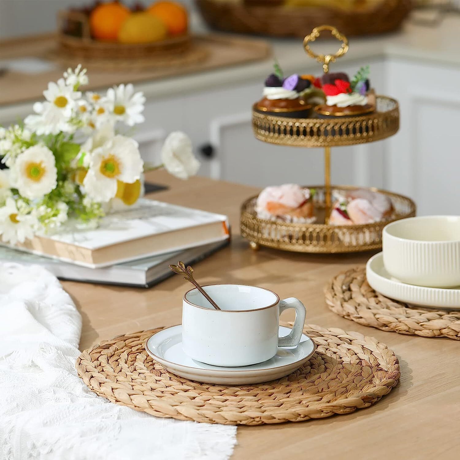 Round Woven Placemats Boho Rustic Placemats Braided Round Placemats Water Hyacinth Heat Resistant Non-Slip Table Mat for Dining Table Home Wedding Indoor Outdoor, 12 Inch (4 Pieces)
