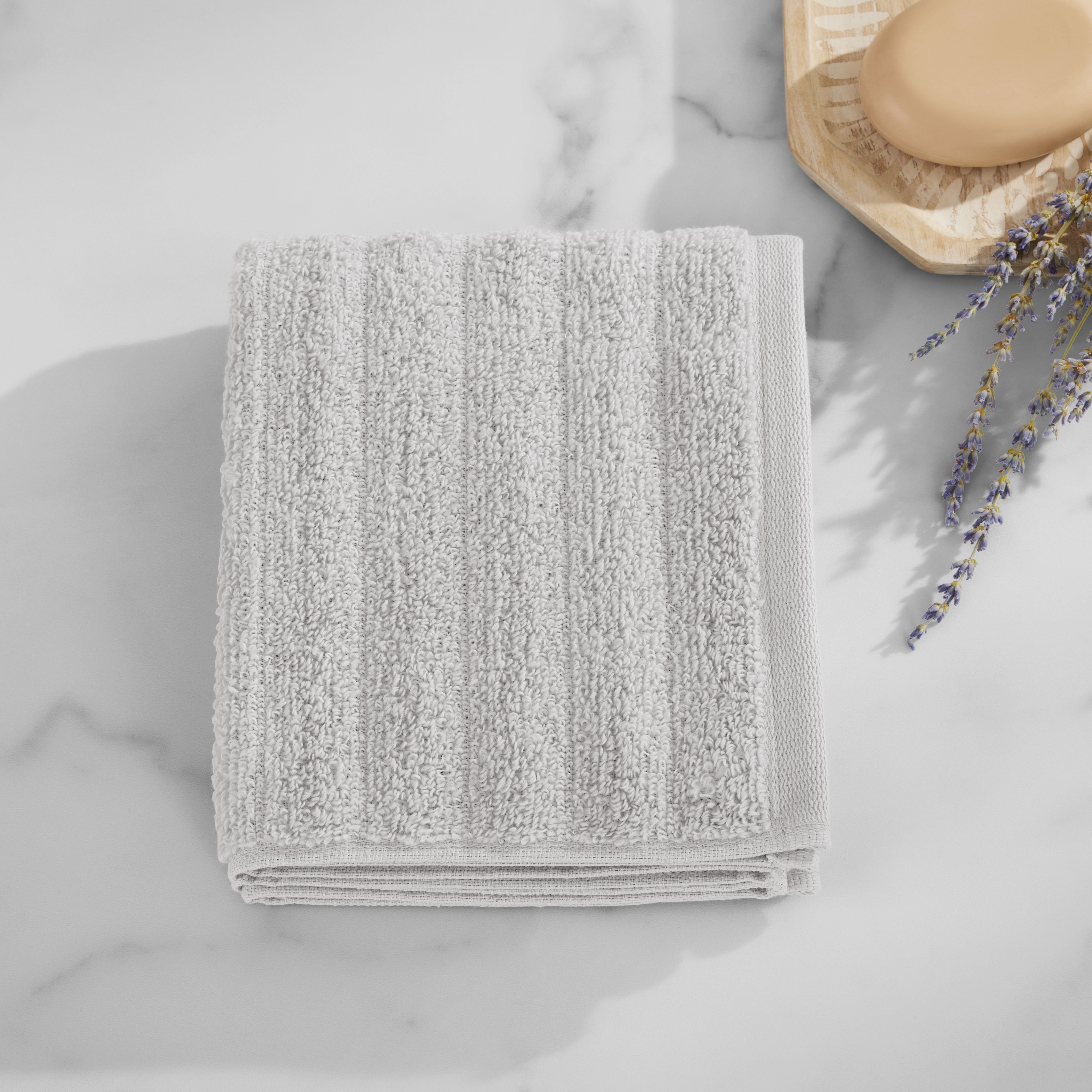 Mainstays Performance Hand Towel, 16 in x 26 in, Quick Dry, Fade Resistant, Soft Silver