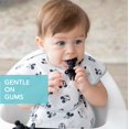 thumbnail image 4 of Juego de utensilios para masticar Bumkins Disney Baby Mickey Mouse, 6 m+, 4 of 7