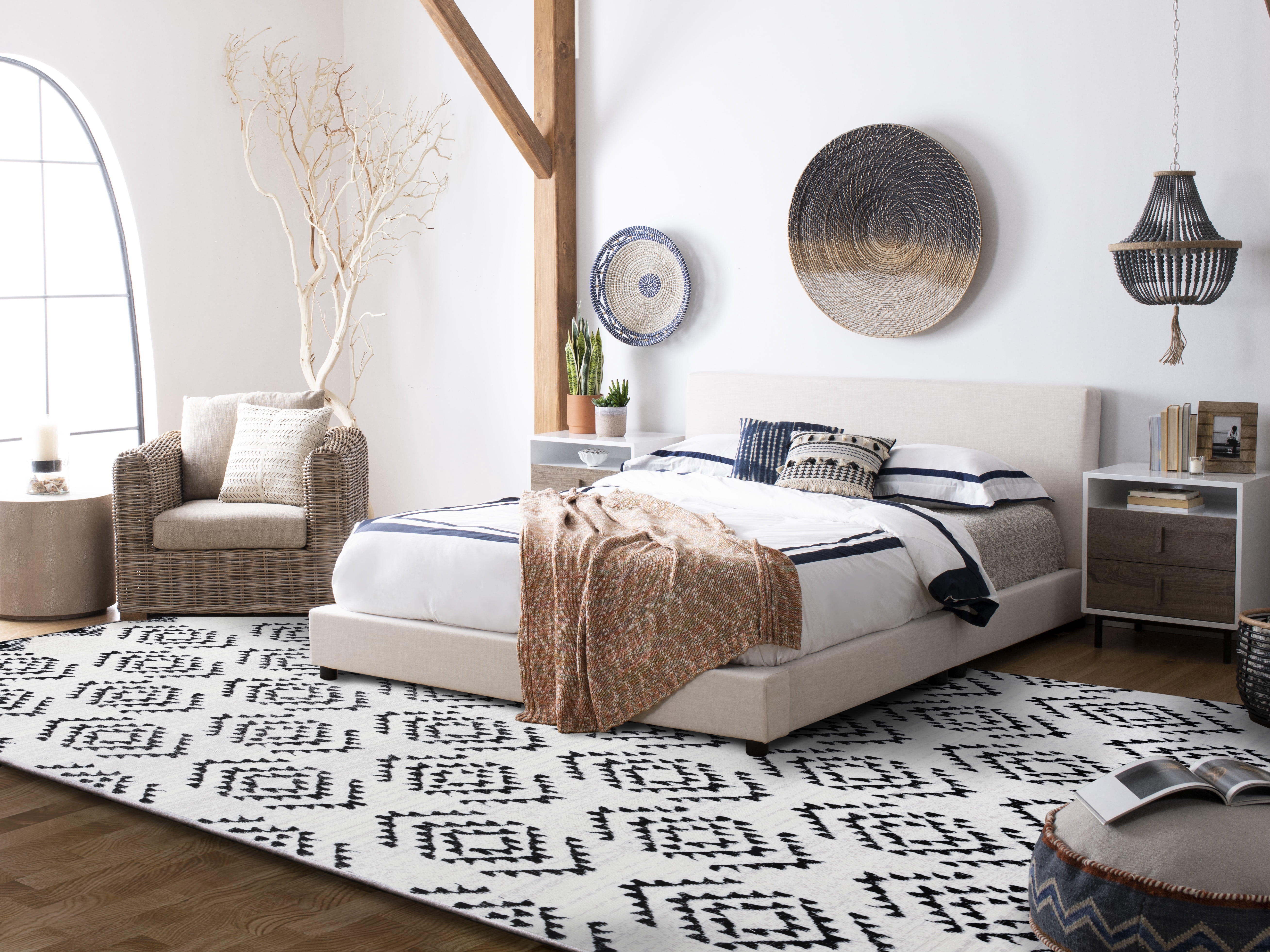 SAFAVIEH Skyler Kandace Oriental Area Rug, Ivory/Black, 4' x 6'