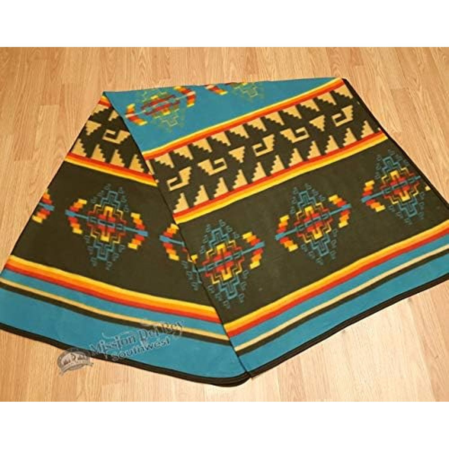 Southwestern Fleece Lodge Blanket 60"x80" for Yoga, Camping, Picnics