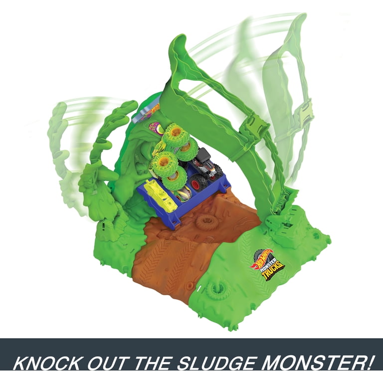 Monster Trucks Arena Smashers Glow-in-the-Dark Set photo 4