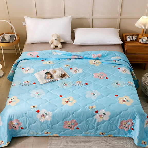 Qocolhg Summer Cooler Quilt, Washable & Lightweight Summer Comforter Cooling Blanket for All Season Use, Machine Washable, Bedding Soft Coverlet Conditioned Quilts for Kids, 39x59 inch, Blue