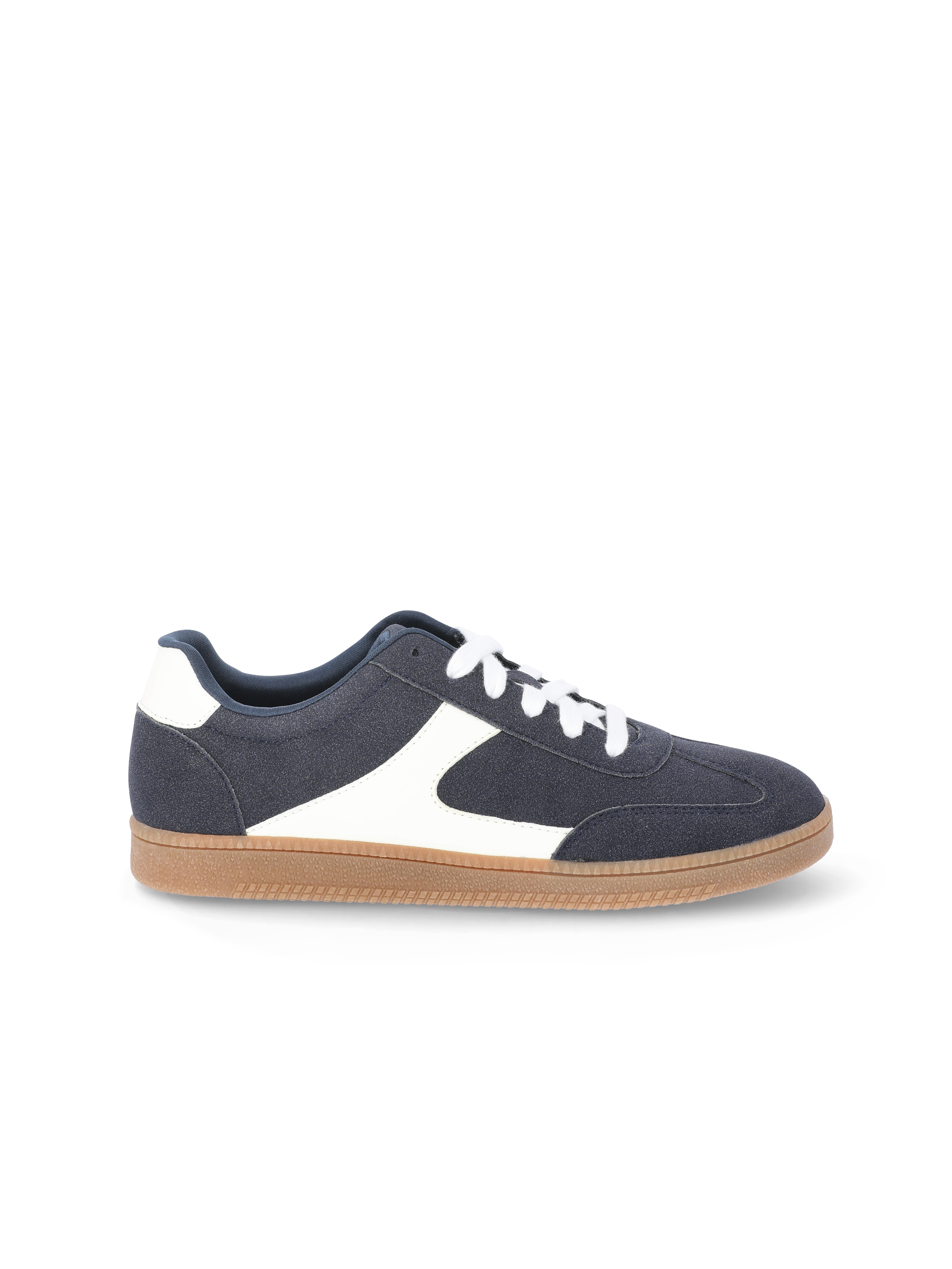 No Boundaries Women's Lace Up Sport Sneakers, Wide Width Available