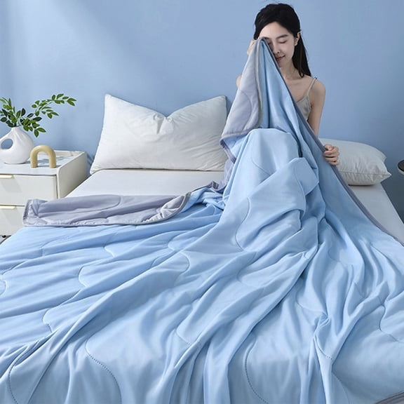 Cool Summer Quilt, TOUMENY Super Soft Breathable Air-Conditioned Quilt, Lightweight Polyester Cooling Blanket for Hot Sleep Night, 39.37x59 Inch, Sky Blue