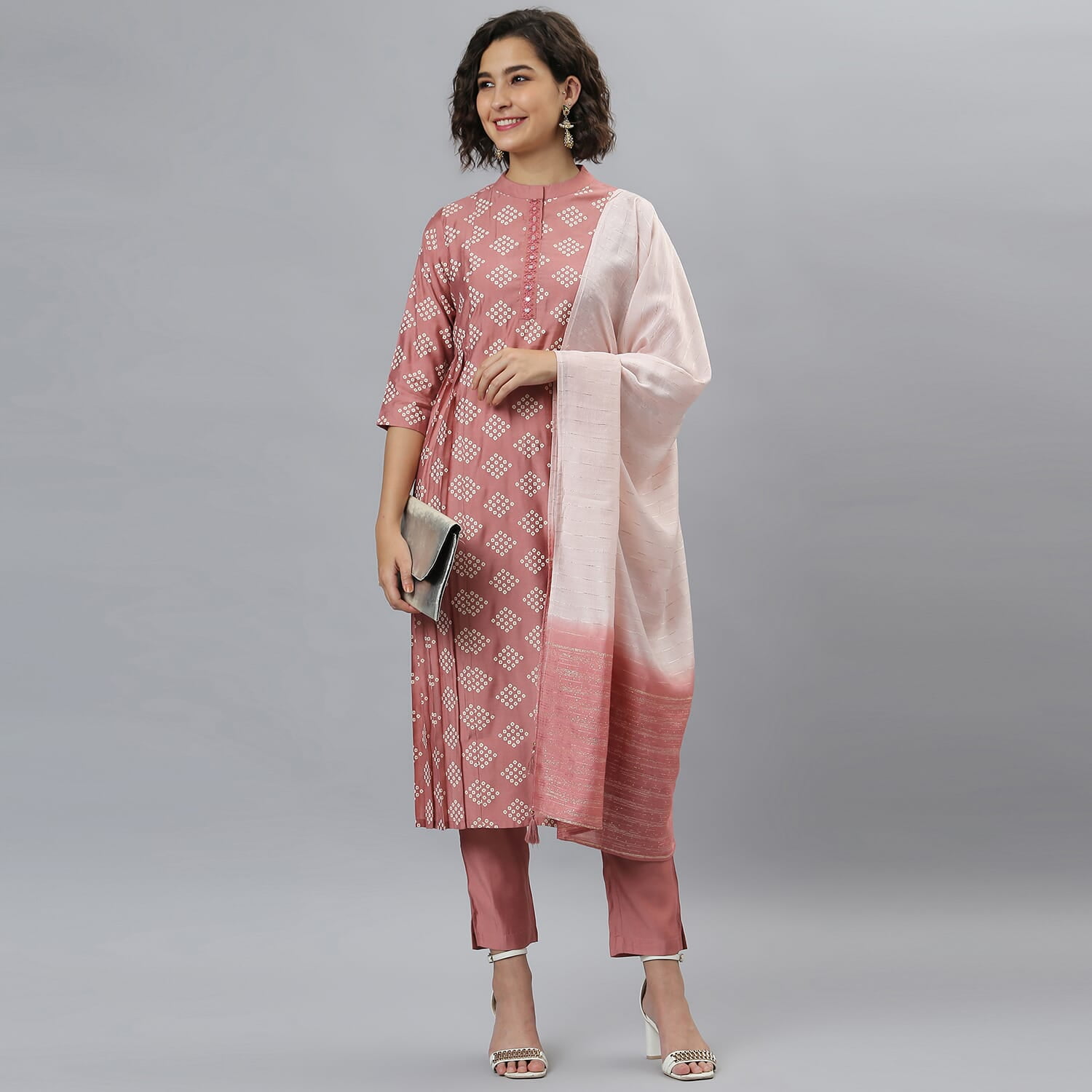 Janasya Indian Mandarin Collar 3/4 Sleeve Bandhani Pink Poly Silk Kurta With Pant and Dupatta