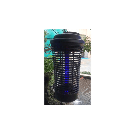 Black Flag 5500 Volt Deluxe 40 Watt Electronic Insect Killer, Bug Zapper, 1.5 Acre Coverage, Black
