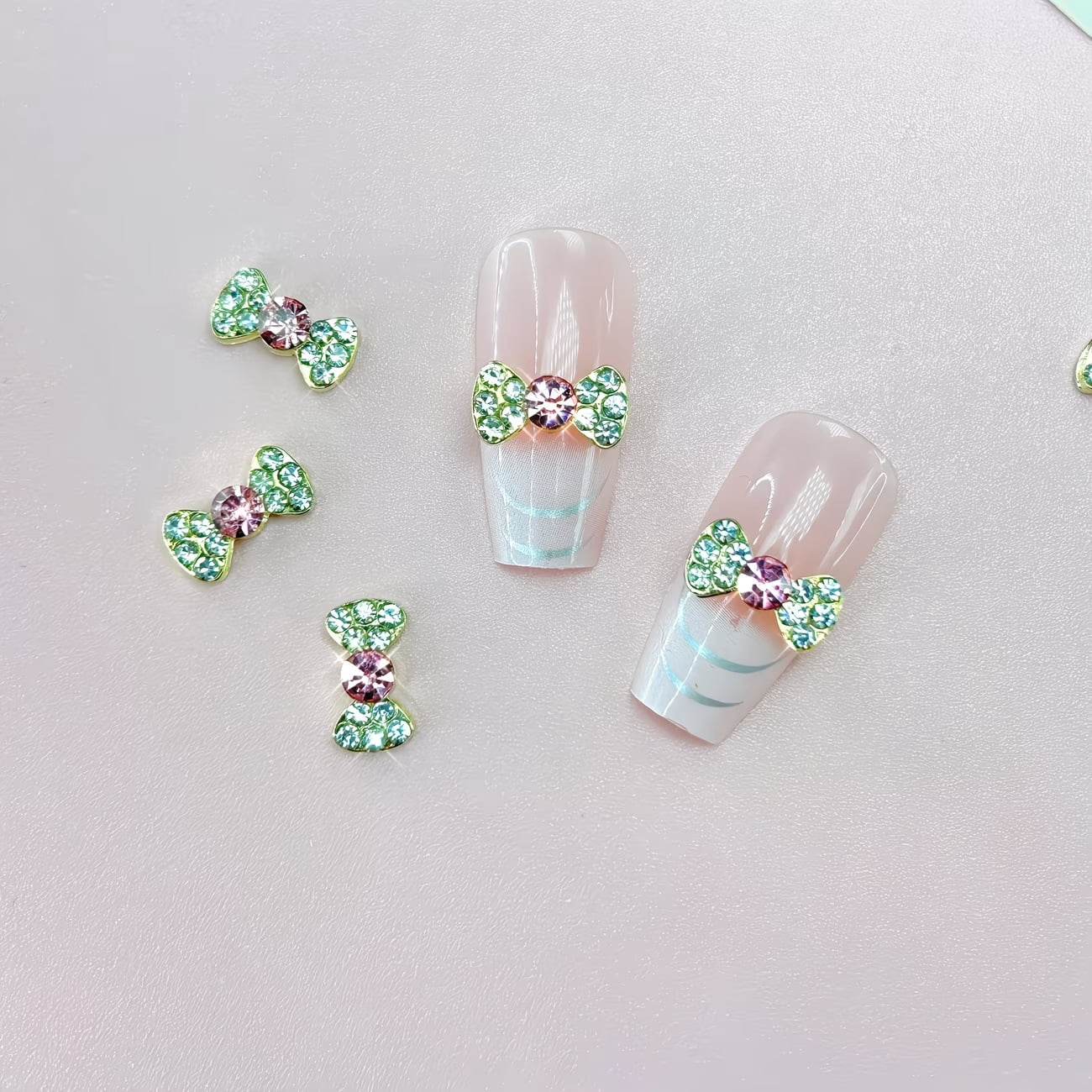 50pcs Spring and Summer Shiny Rhinestone Bowknot Art Nails, Alloy Bowknot Decoration, Suitable for Women and Girls' Nail Art Decorations, Nail Art Accessories