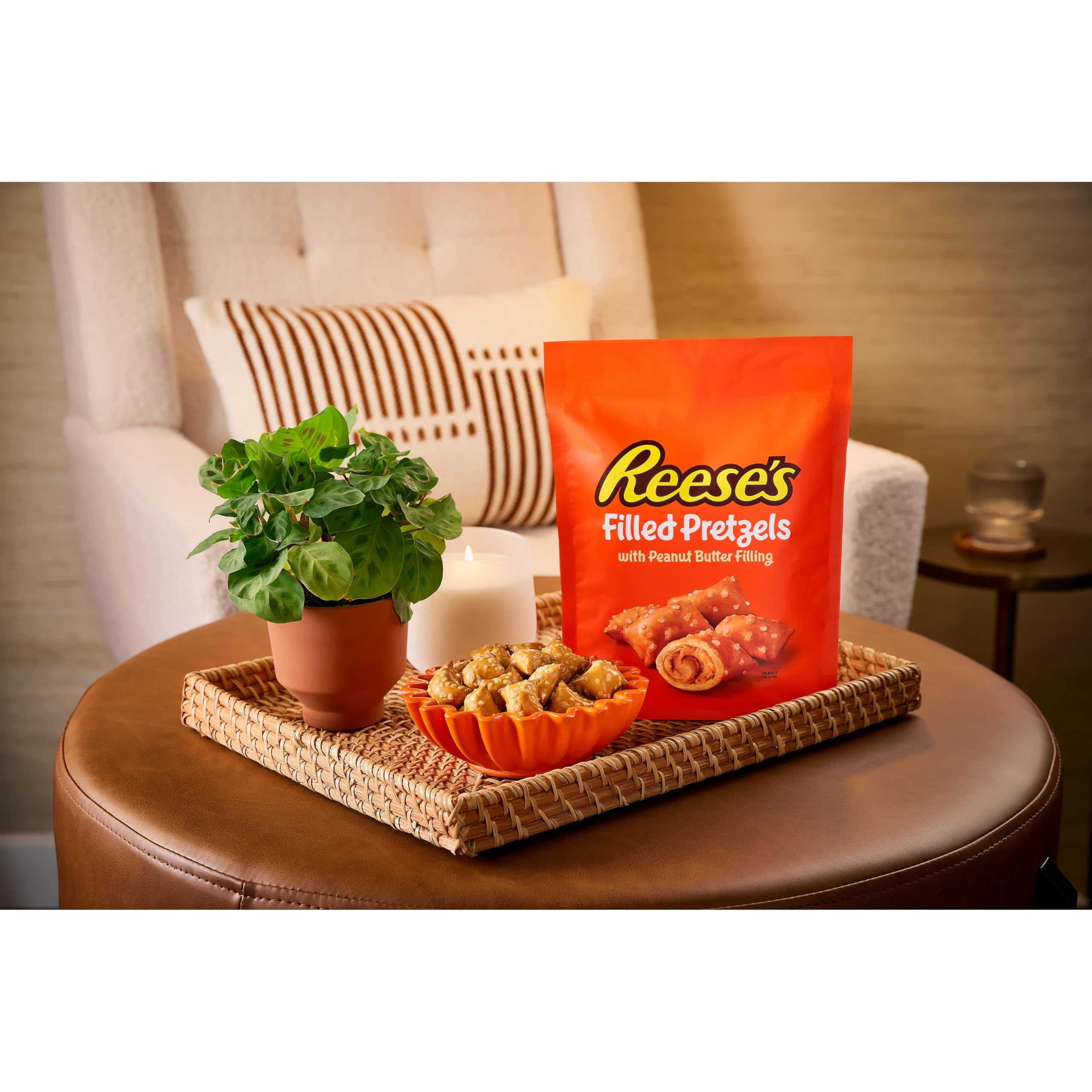 Reese's Filled Pretzels, SCH4 Peanut Butter Pretzel