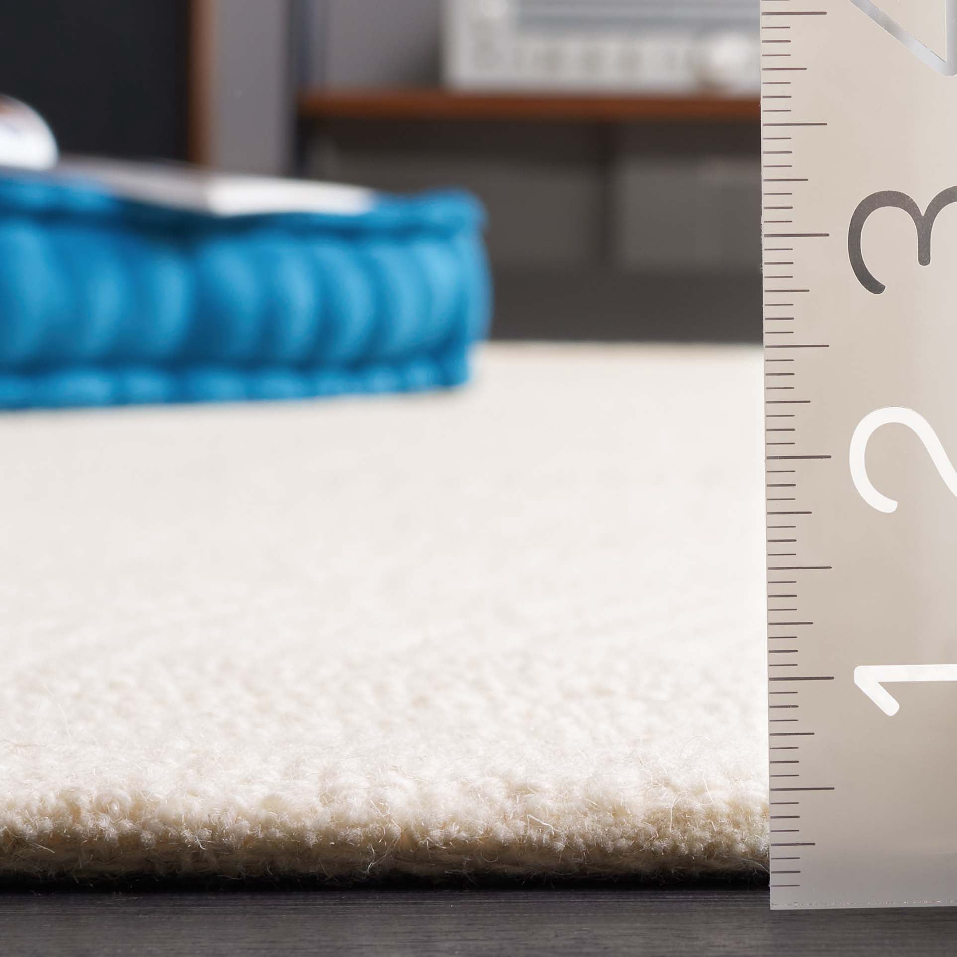 SAFAVIEH Textural Ifrit Geometric Area Rug, Ivory, 6' x 9'