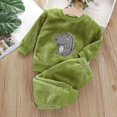 thumbnail image 3 of Conjunto de pijamas navideños de invierno para niños, ropa de dormir de 2 piezas con patrón de dibujos animados de felpa, ropa de dormir cálida con oso y cocodrilo de 1 a 3 años, 3 of 4