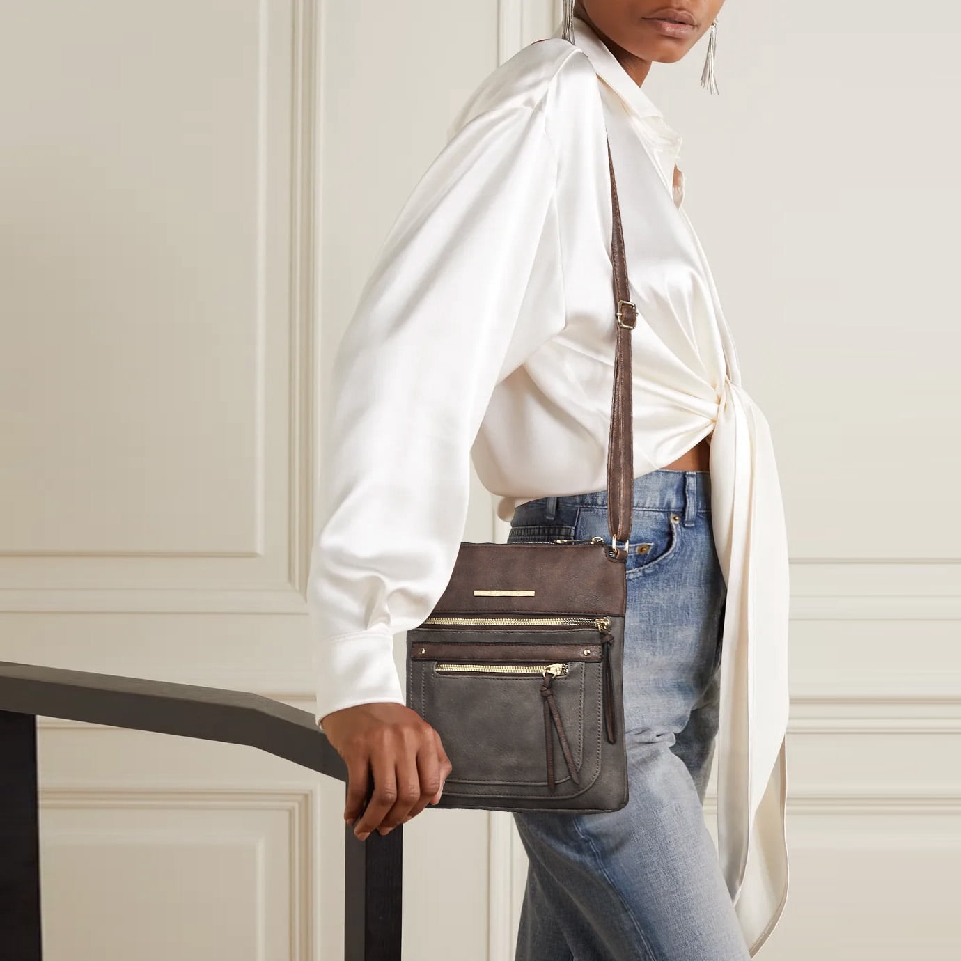 Lightweight Crossbody Bags for Women Shoulder Bag Purse Vegan Leather Soft Travel Handbag with Multi Pockets