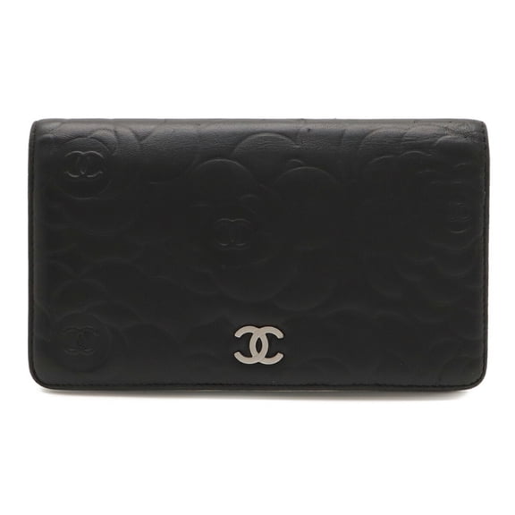 Pre-Owned CHANEL Camellia Embossed Coco Mark Bifold Leather Wallet in Black A36544