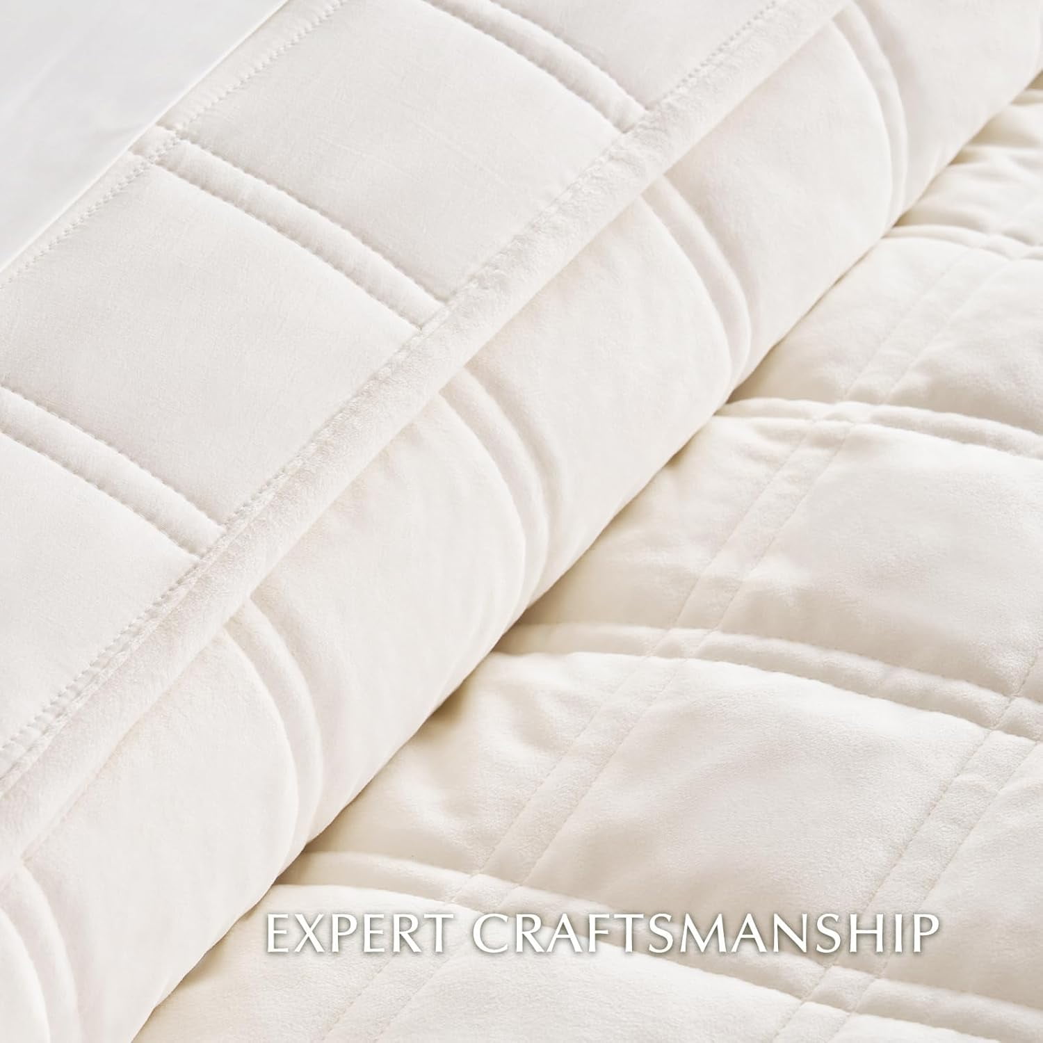 EVERGRACE 3 Pieces Luxurious Velvet Quilt King Size, Ultra Soft Bedspread Coverlet Set, Double Box Stitch Lightweight Velvet Comforter for All Season with 2 Shams, Cream White, 108''x96''