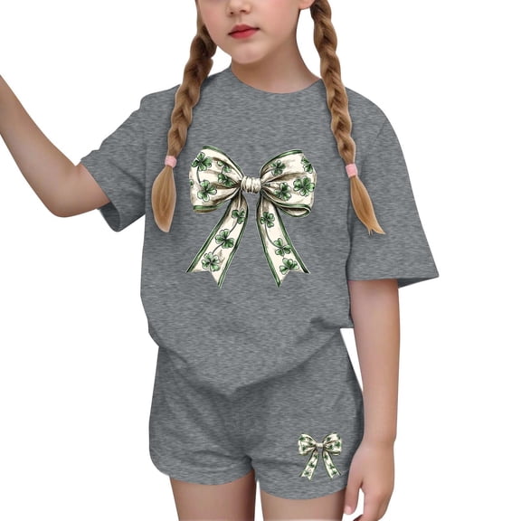 FAHXNVB Girls' St. Patrick's Day 2 Piece Outfits Set Shamrock Print T-shirt and Shorts Set Summer Casual Matching Activewear Sets 4-15 Years