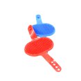 thumbnail image 1 of Cepillo de masaje para perros y gatos, cerdas de silicona suave, cepillo de baño para mascotas, dispensador de champú, cerdas de goma (rojo + azul) ShuxiuWang 9024735005476, 1 of 5