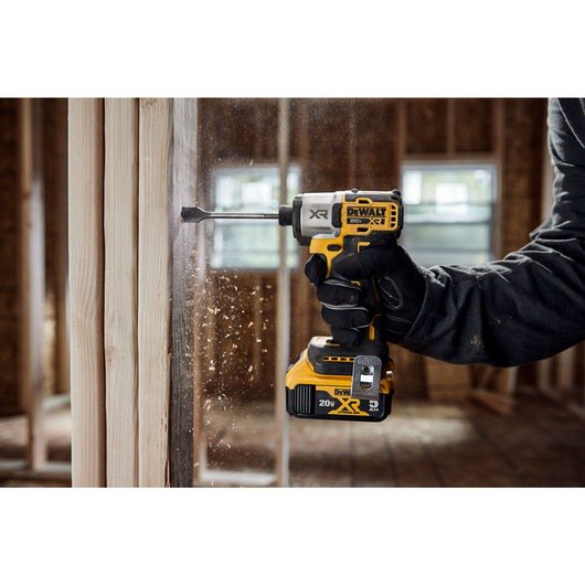 エッセンシャルコンフォート デウォルト DeWALT 20V XR インパクト