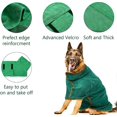thumbnail image 2 of Albornoz para Perros - Albornoz para Perros Pequeños, Medianos y Grandes, para Perros y Gatos, con Súper Absorbente para Secado Rápido (Verde M), 2 of 5