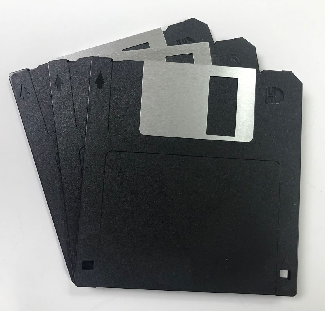 Ahorra un 53% en Floppy disk en Steam