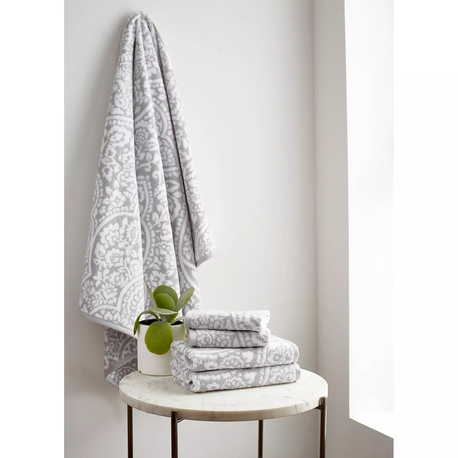 Martha Stewart, Bath, Martha Stewart 0 Softtouch Cotton Sculpted Jacquard Bath  Towel 2pack