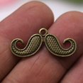thumbnail image 2 of 50 colgantes de aleación con forma de bigote, accesorios para hacer joyas, pulseras y ropa (bronce), 2 of 5