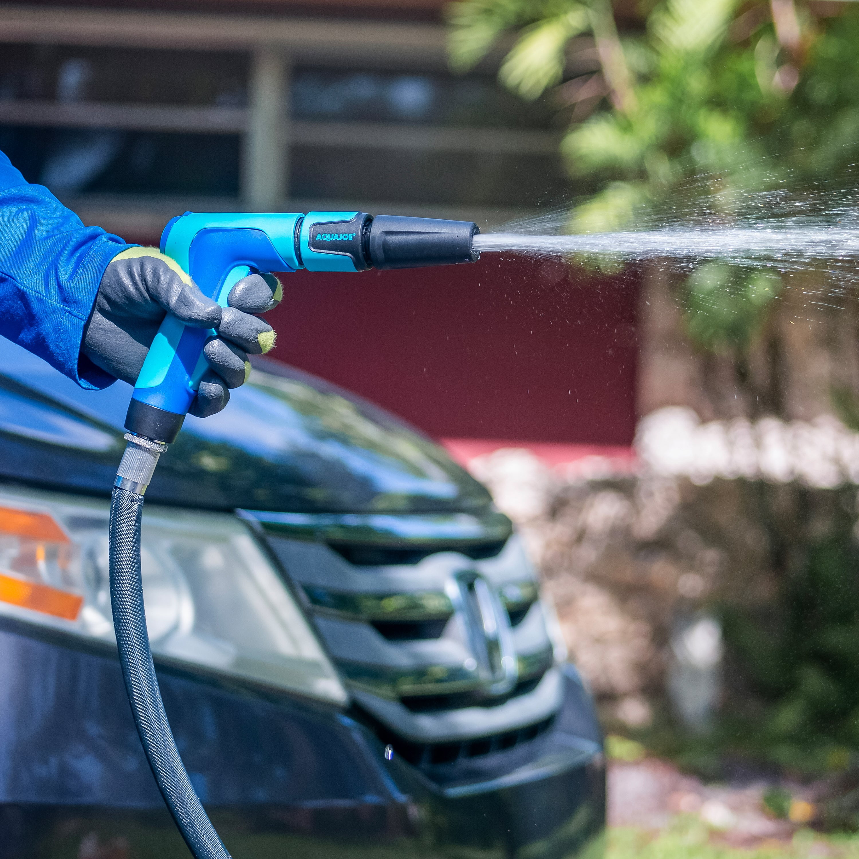 Aqua Joe 2-in-1 Hose-Powered Adjustable Foam Cannon Spray Gun, Quick-Connect to Any Garden Hose
