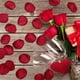 thumbnail image 2 of 50/100/200 piezas de pétalos de rosa de seda, pétalos de flores artificiales, decoración para el día de San Valentín, bodas, aniversarios, fiestas, confeti, 2 of 5