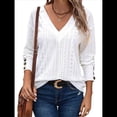 thumbnail image 2 of Blusas Elegantes e Informales para Mujer, con Cuello en V, Larga, Botones, Encaje Calado y Bordado. L, 2 of 9