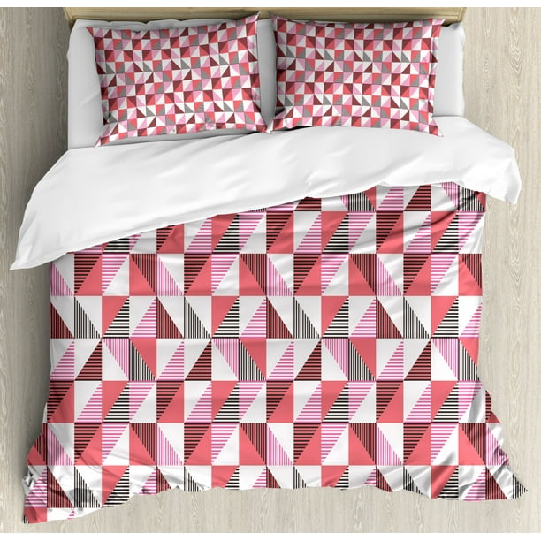 Geometric Duvet Cover Set, Simple Repeating Pattern of Halved Triangles