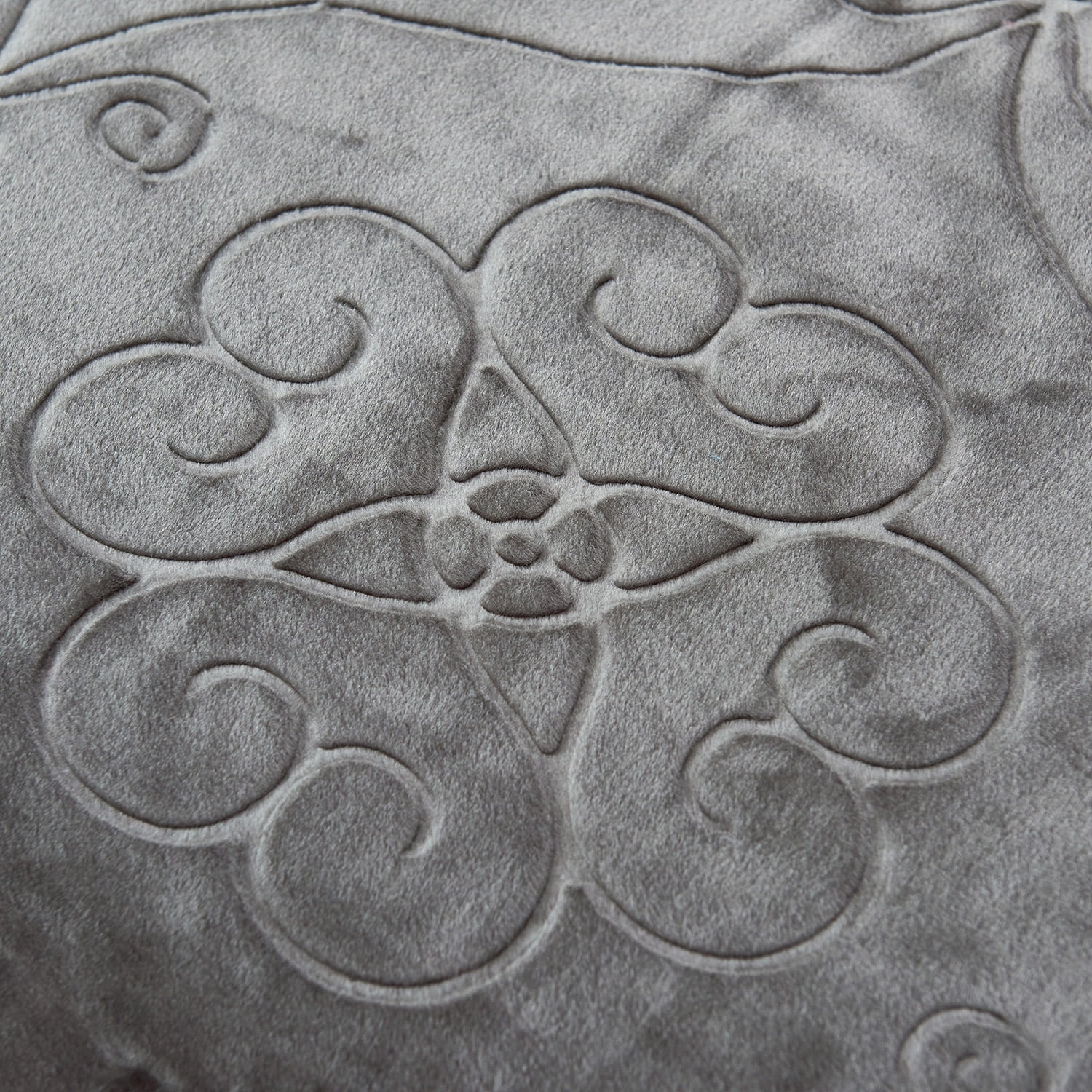 NC Contemporary Gray Printed Polyester Reversible Bed Blanket Queen